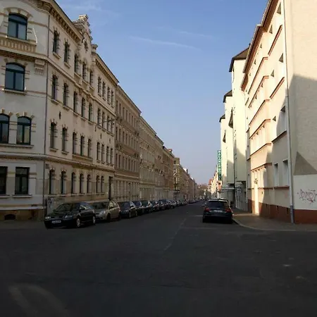 Am Voelkerschlachtdenkmal * Lipsko