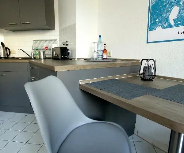 Am Voelkerschlachtdenkmal * Leipzig